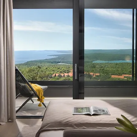 Villa Panoramica Koromačno